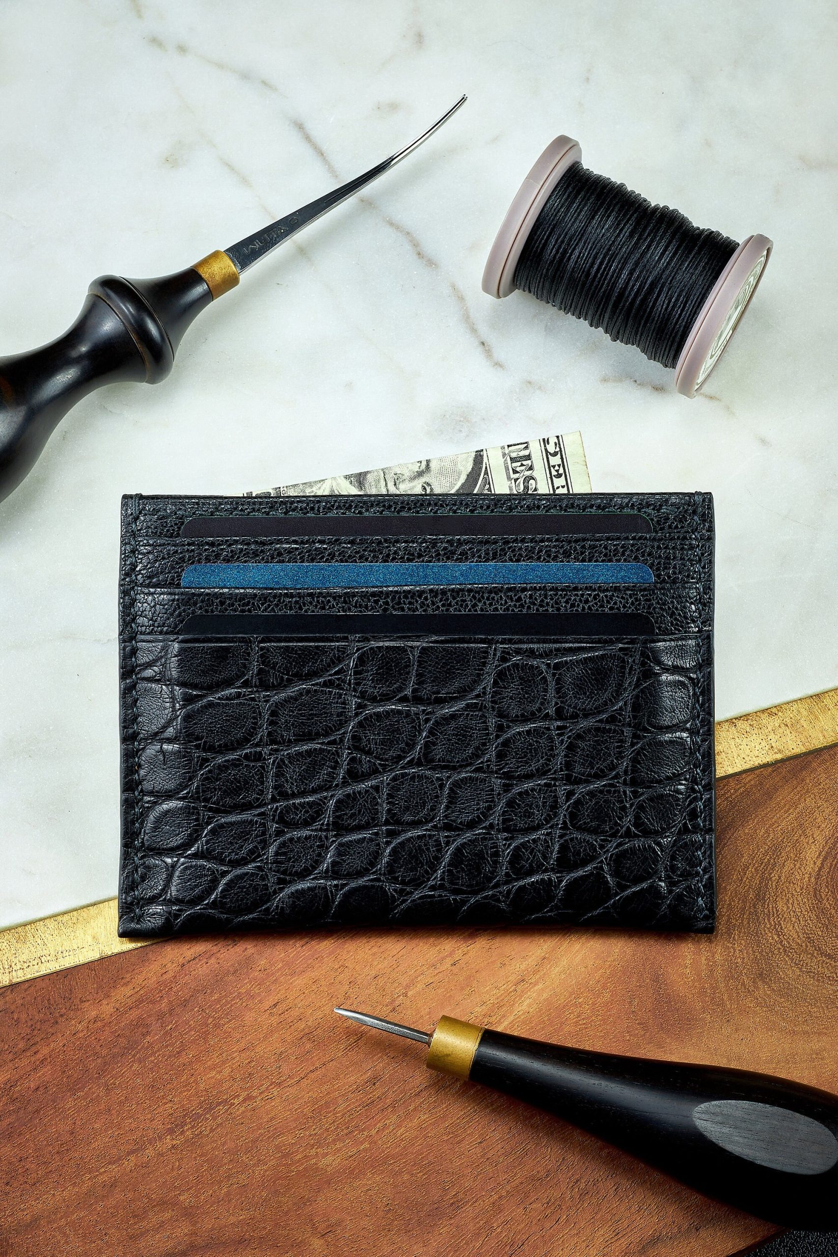 Black Alligator Card Holder Leather Wallet For 6 Black Alligator Card Holder Leather Wallet For 6