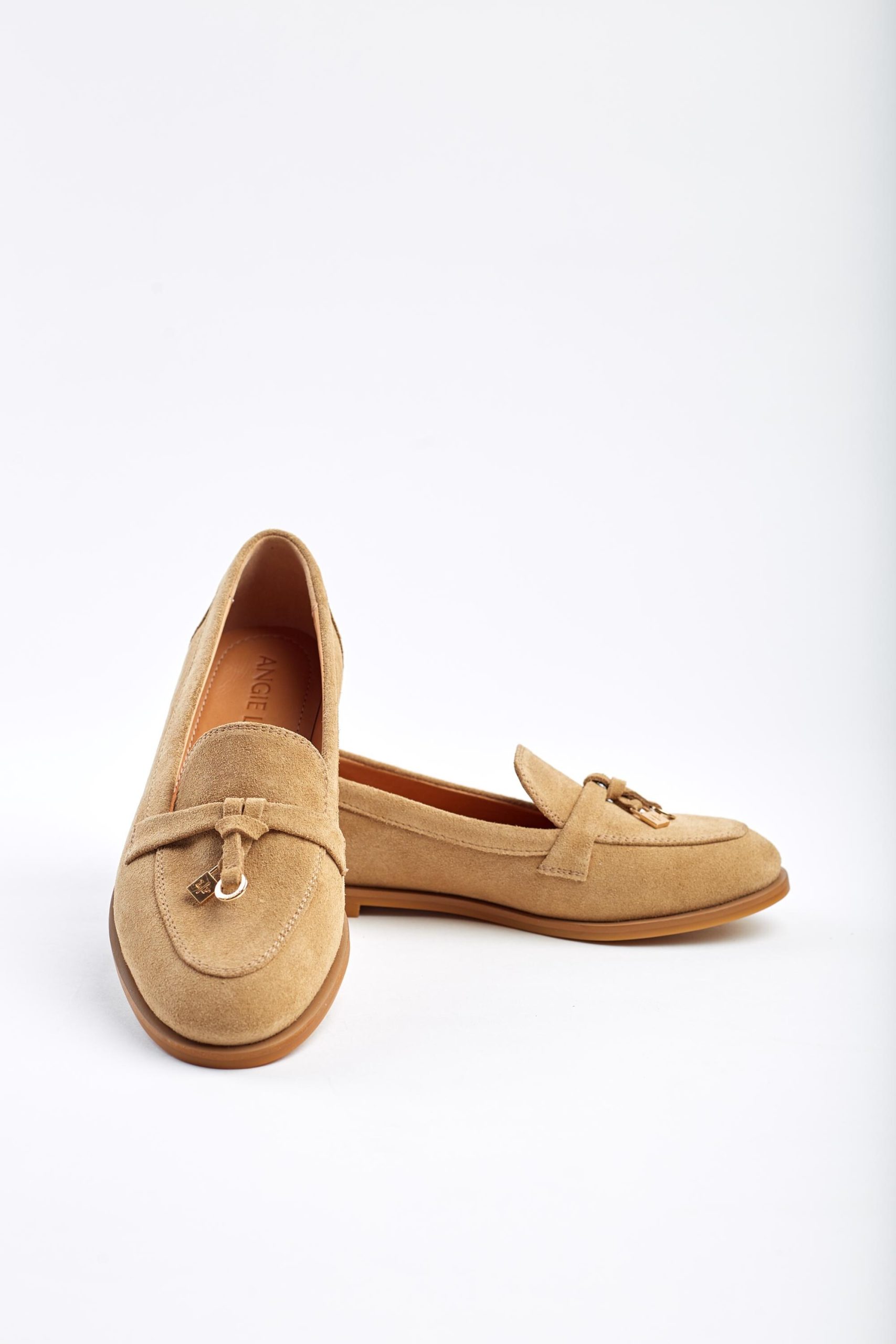 Beige Suede Loafers Comfortable Leather Tassel Flats Classic Beige Suede Loafers Comfortable Leather Tassel Flats Classic